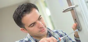 Falls Church Locksmith Service, Falls Church, VA 703-640-3549 Falls Church Locksmith Service, Falls Church, VA 703-640-3549 - comm-01